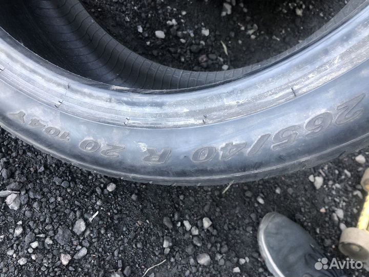 Pirelli P Zero 265/40 R20