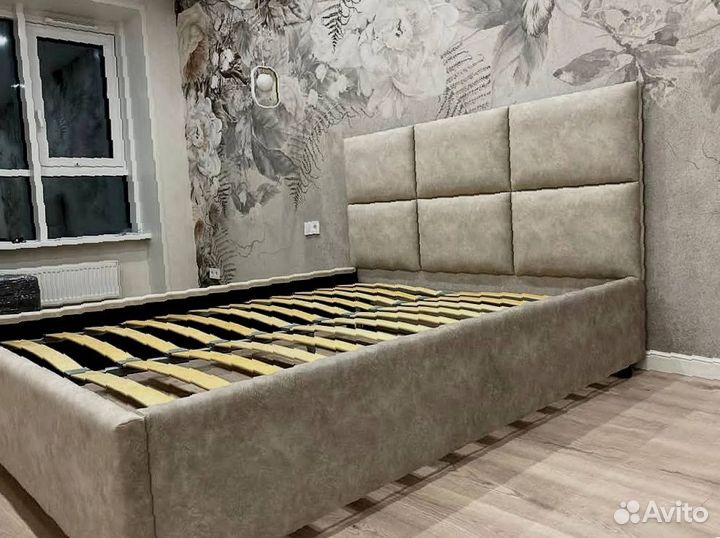 Кровать двуспальная