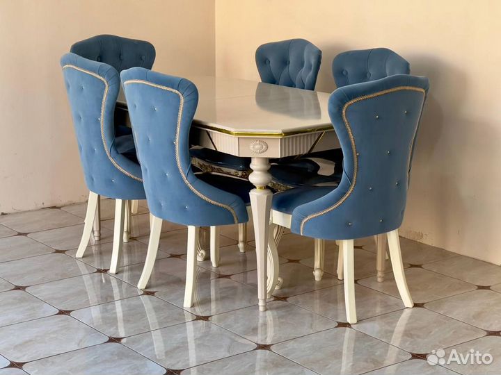 Стол и стулья от производителя