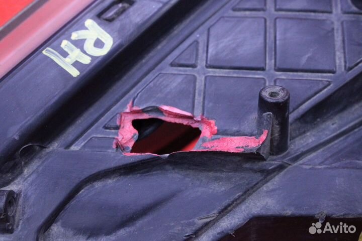 Фара правая Hyundai Elantra MD G4FG 92102-3X010