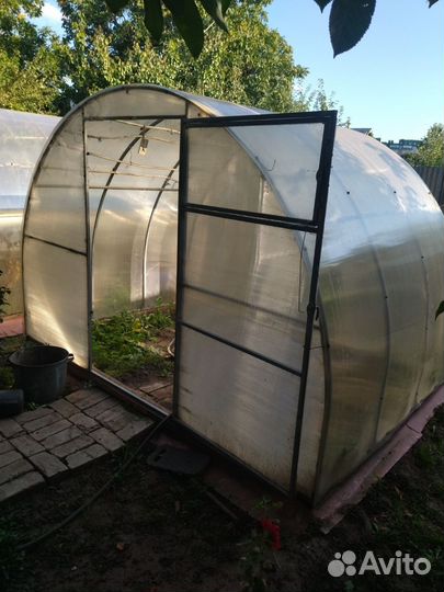 Теплицы из поликарбоната 2м3м