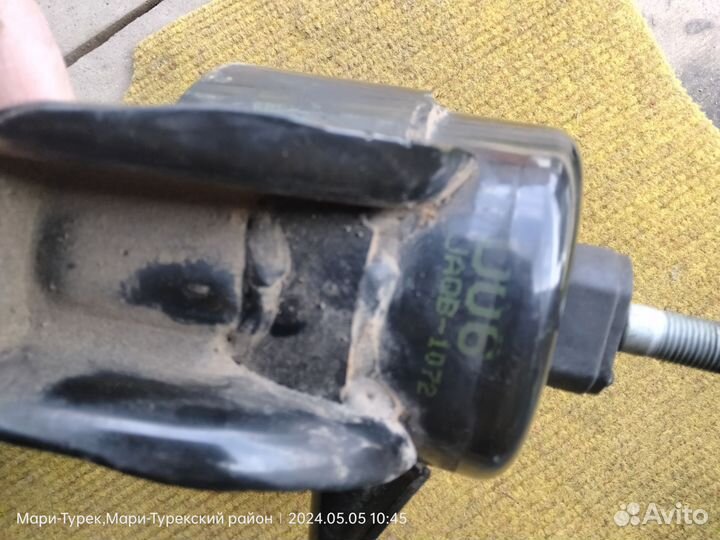 Опоры двигателя KIA RIO 3