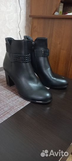 Ботинки женские 39 размер, осень