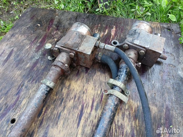 Насос дозатор на трактор