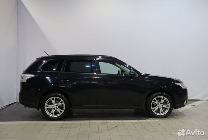 Mitsubishi Outlander 2.4 CVT, 2012, 187 590 км
