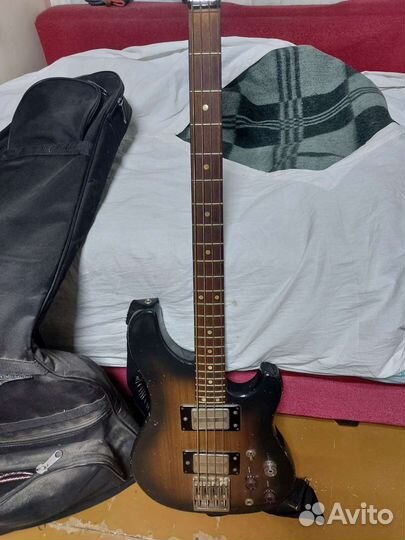 Бас гитара