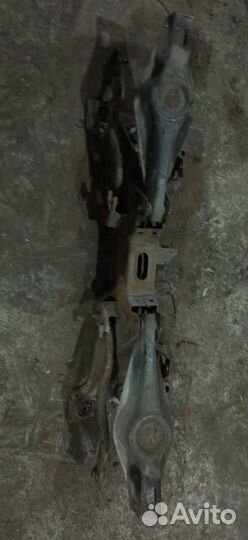 Балка подвески задняя Peugeot 406