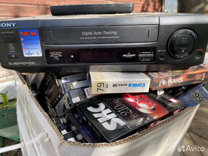 Видеомагнитофон sony