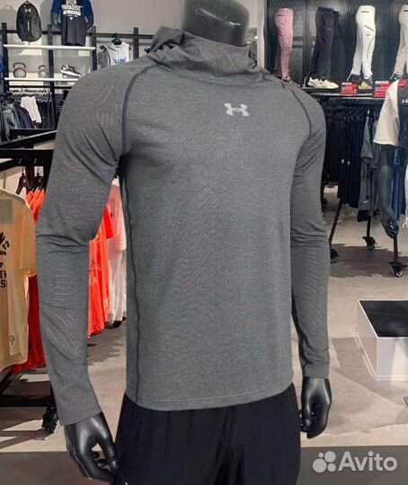 Лонгслив Under Armour с капюшоном