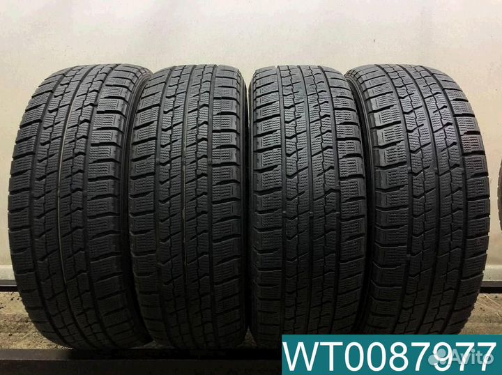 Goodyear UltraGrip Ice Navi Zea 215/60 R16 95T