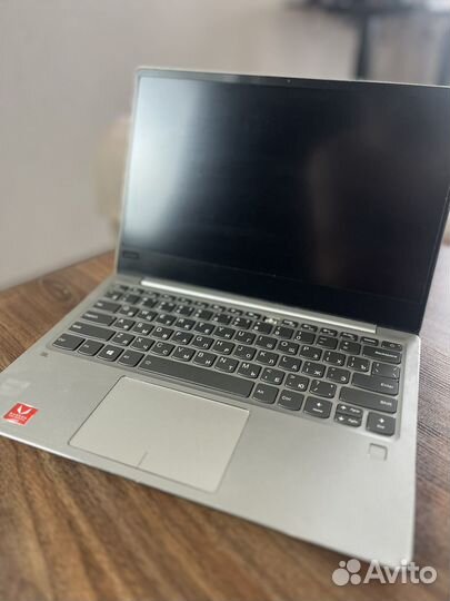 13.3 Lenovo IdeaPad 720s-13arr