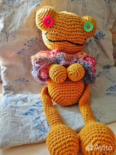 Вязаная улыбчивая лягушка, ручная работа