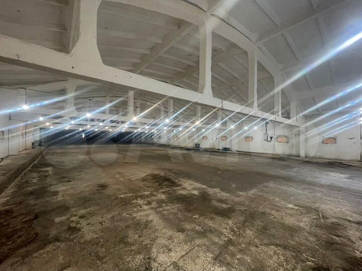 Производство, склад 1200-2300 м²