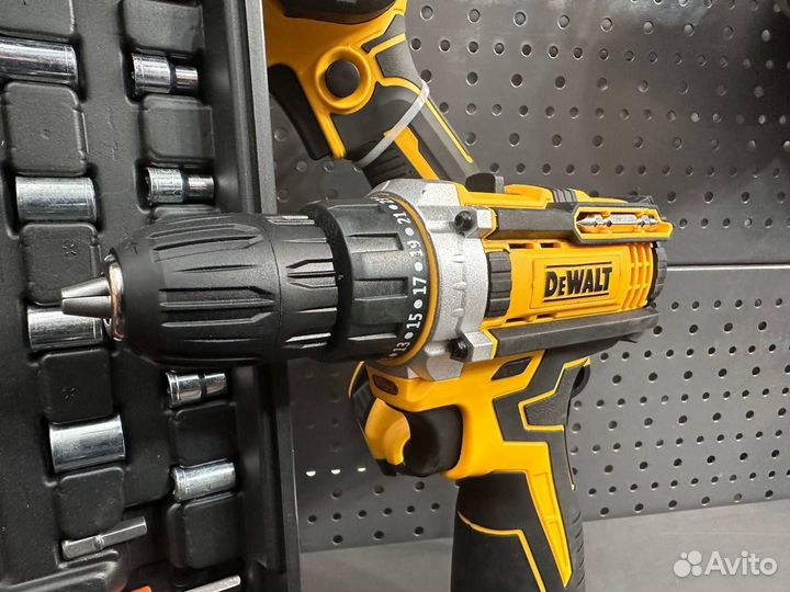 Шуруповерт аккумуляторный DeWalt новый