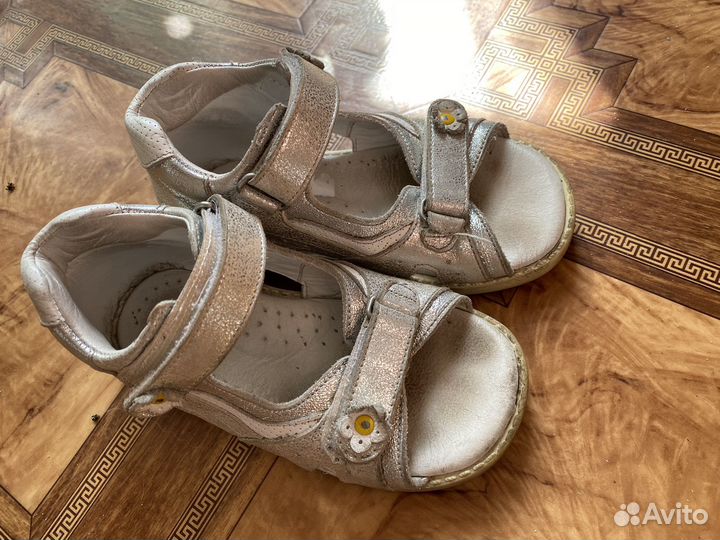 Босоножки для девочки 25 размер