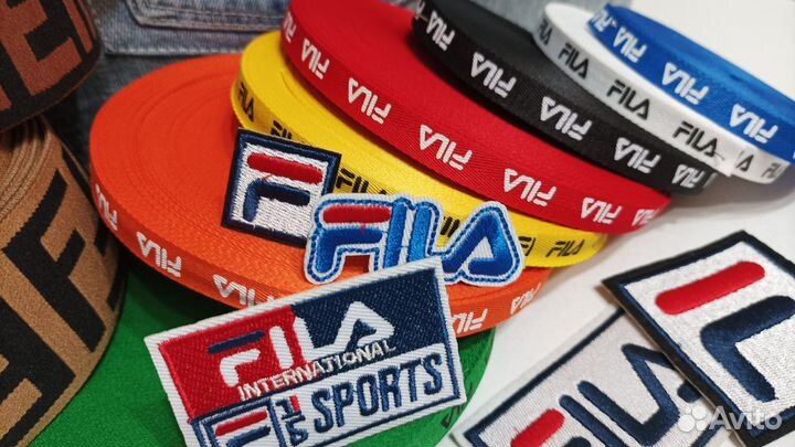 Набор для шитья: резинки, тесьма, нашивки 