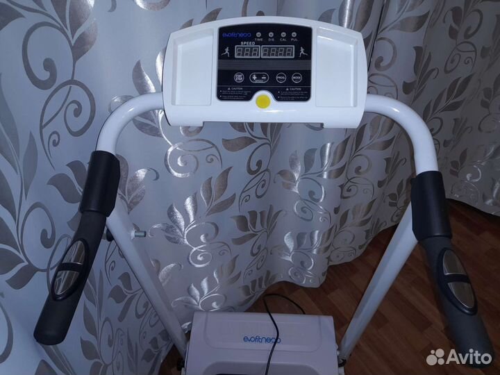 Беговая дорожка EVO fitness Integra II(2)