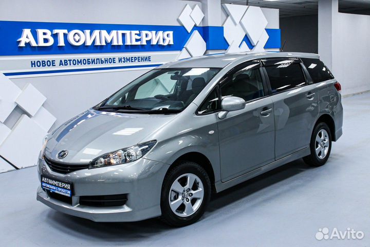 Toyota Wish 1.8 CVT, 2011, 103 240 км