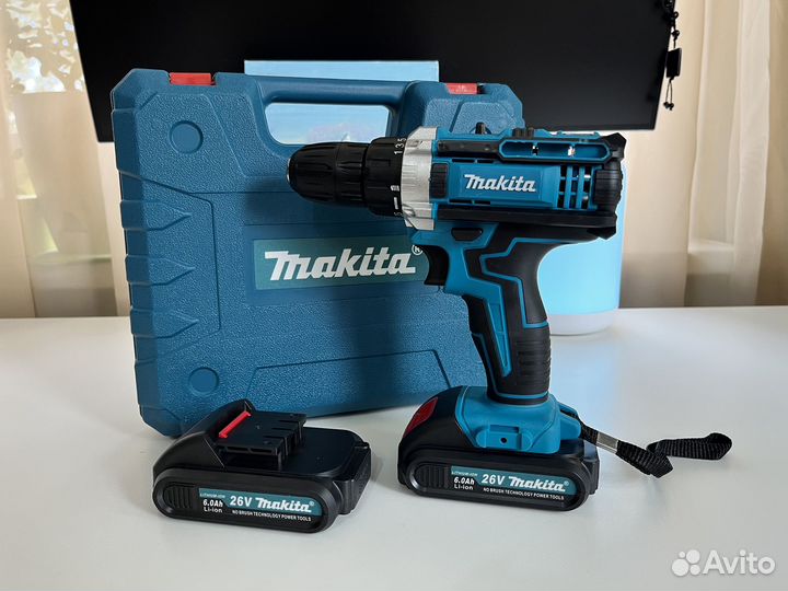 Аккумуляторный шуруповерт Makita 26V