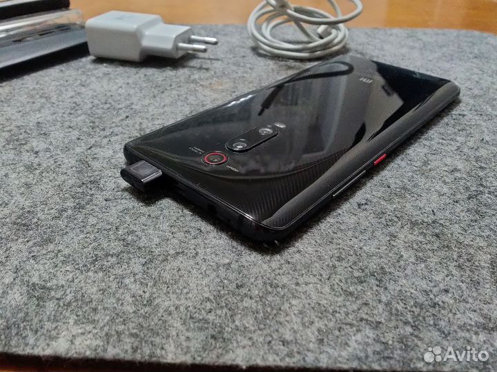 Xiaomi Mi 9T, 6/64 ГБ
