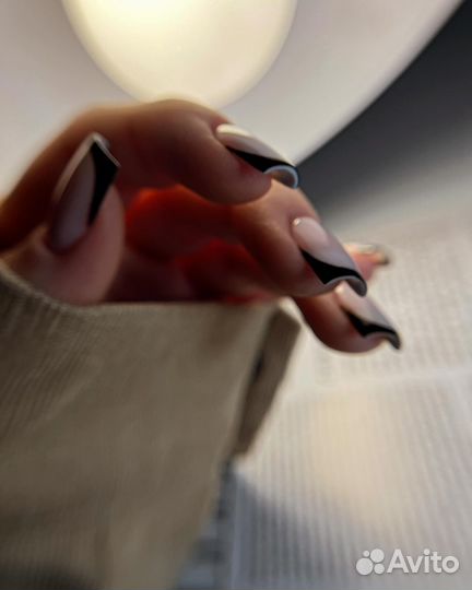 Мастер маникюра