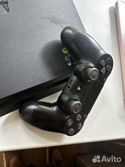 Игровая приставка ps4 slim