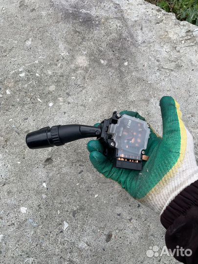 Подрулевой переключатель Акцент