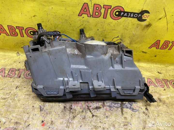 Фара передняя левая Mercedes-Benz C-Class W202