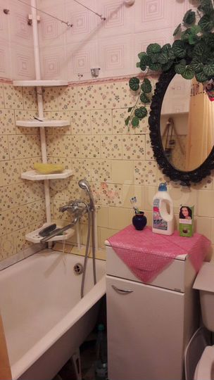 Комната 13 м² в 2-к., 1/3 эт.