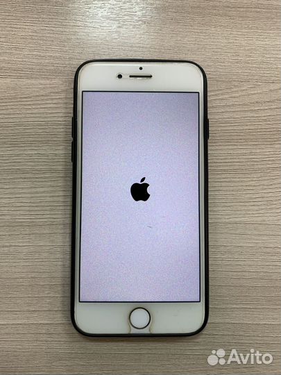 iPhone 8, 64 ГБ