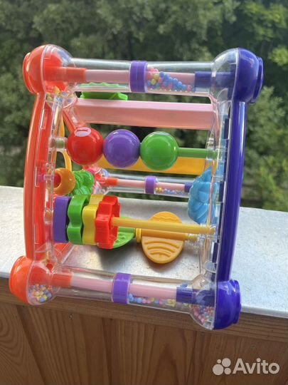 Развивающие игрушки для малышей