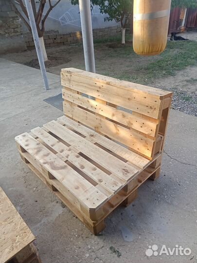 Диваны из поддонов