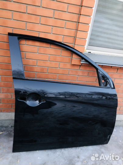 Дверь передняя правая Mitsubishi ASX