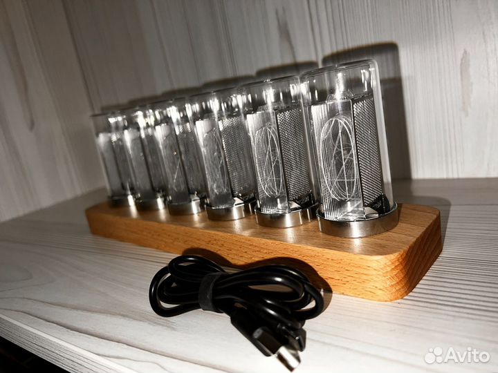 Часы в стиле ретро