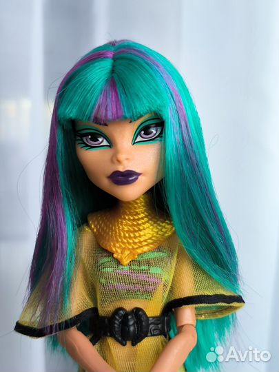 Кукла монстер хай