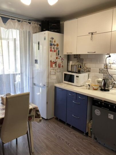 3-к. квартира, 72 м², 1/10 эт.