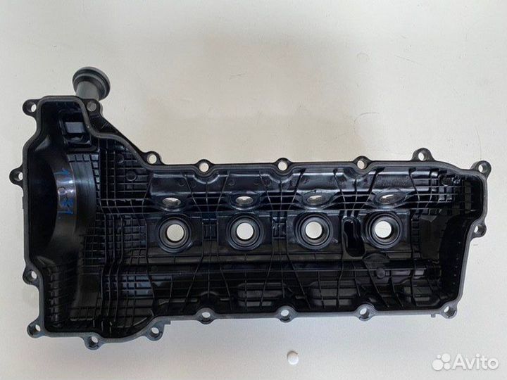 Крышка клапанов Toyota Land Cruiser 200 1vdftv