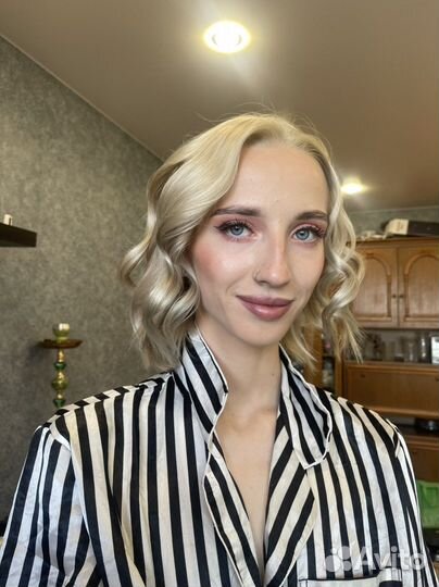 Визажист - Стилист по волосам