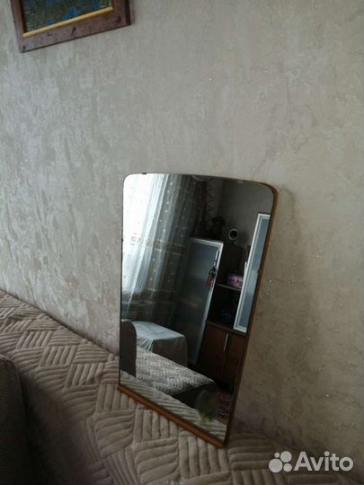 Зеркало настенное