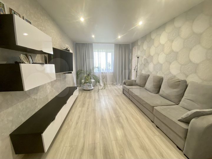 4-к. квартира, 107 м², 6/9 эт.