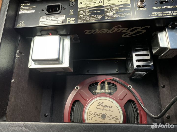 Ламповый комбоусилитель Bugera v5