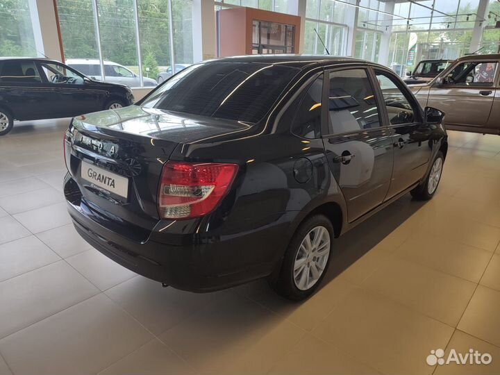 LADA Granta 1.6 МТ, 2023