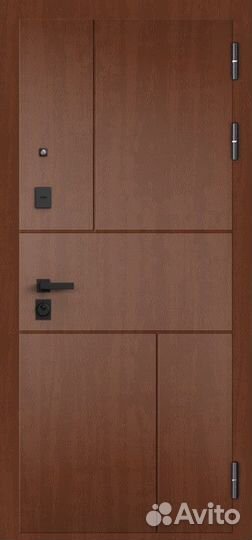 Входная дверь с зеркалом