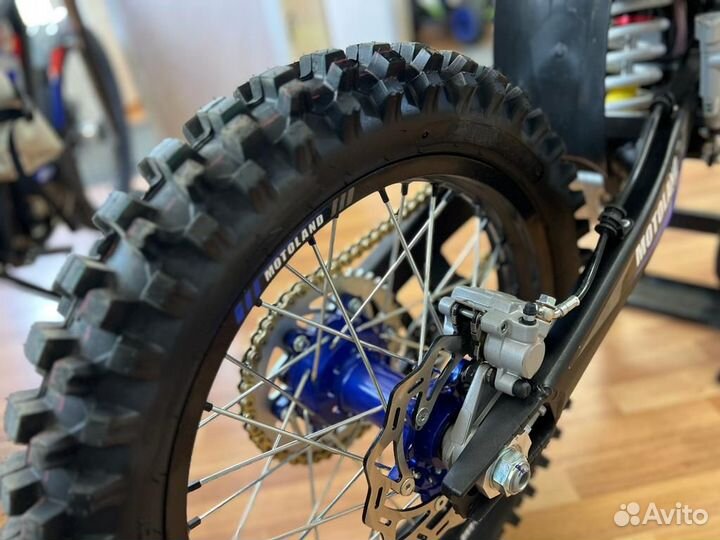 Motoland x3 300W 174MN (GR2, Avantis A6) Кросс энд