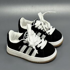 Кроссовки детские adidas 22