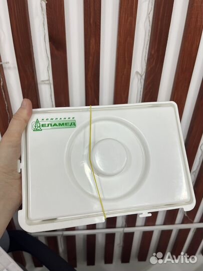 Контейнер для инструментов маникюра