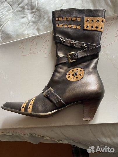 Женская обувь