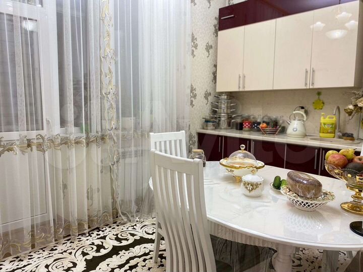 3-к. квартира, 75 м², 2/4 эт.