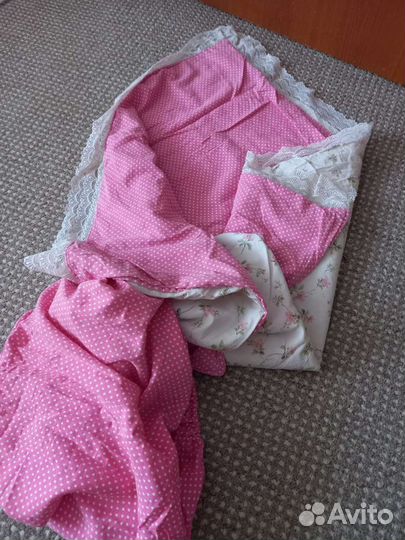 Одеяло с простынью на резинке в кроватку