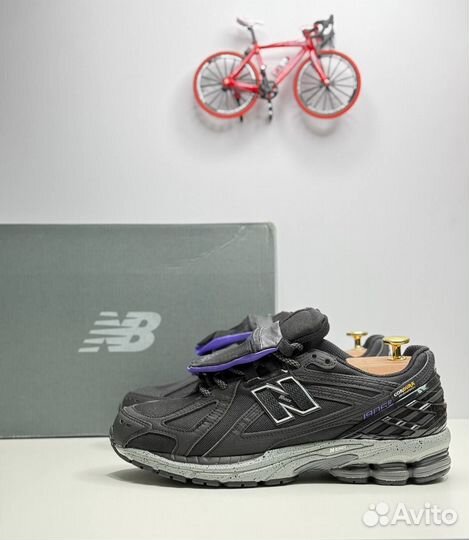 Мужские кроссовки New Balance 1906R